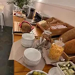 Garni Hotel