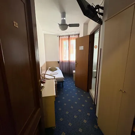 Hotel Garni Tignale