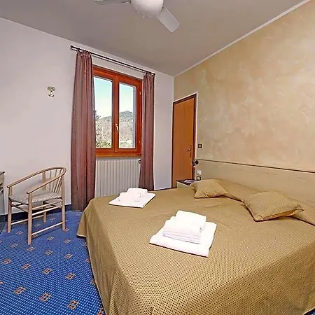 Hotel Garni Tignale