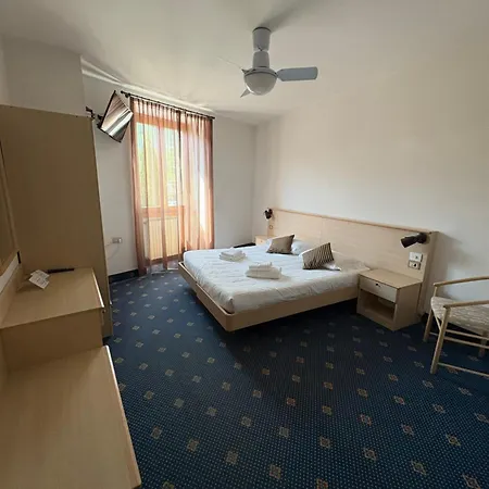 Garni 3* Tignale