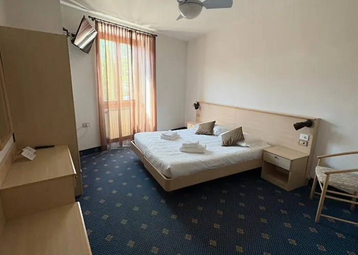 Garni 3* Tignale